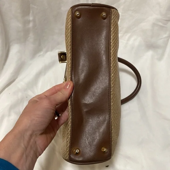 Etienne Aigner, Heritage, Vintage Straw purse. **Rare 1960s. Designer Bag